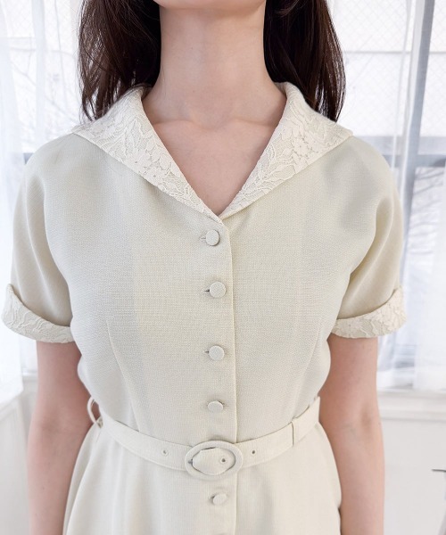 an another angelus（アンアナザーアンジェラス）の「レース使いオープンカラーワンピース/fint フィント（ワンピース・レディース・ライトグリーン/クリーム・FREE）」の9枚目の写真