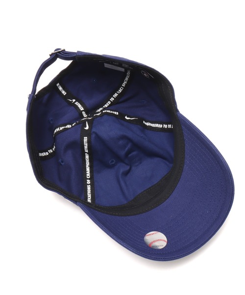 NIKE(ナイキ)の「NIKE CLUB UNSTRUCTURED ORGANIC COTTON CAP / ナイキ クラブ アンストラクチャード オーガニックコットン キャップ【SP】(キャップ・メンズ・ブルー・M/L)」の2枚目の写真