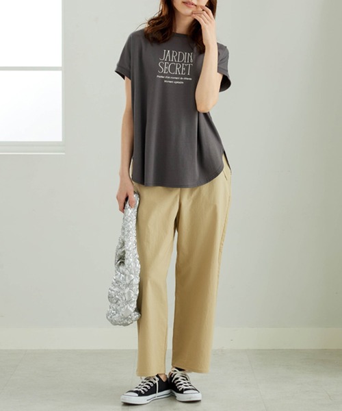 BELLUNA PLUS（ベルーナ）の「サラリ綿混！ゆったりドルマンプルオーバー（Tシャツ/カットソー・レディース・グレイッシュブルー/ピンク/オフホワイト/ブラウン/チャコール・X-LARGE/MEDIUM/LARGE）」の13枚目の写真
