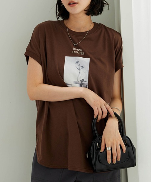 BELLUNA PLUS（ベルーナ）の「サラリ綿混！ゆったりドルマンプルオーバー（Tシャツ/カットソー・レディース・グレイッシュブルー/ピンク/オフホワイト/ブラウン/チャコール・X-LARGE/MEDIUM/LARGE）」の19枚目の写真
