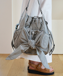 athe（アテ）の「[RUBAN] グレーリボンバックパック兼ショルダーバッグ S AABA5F911G2（バックパック/リュック）」