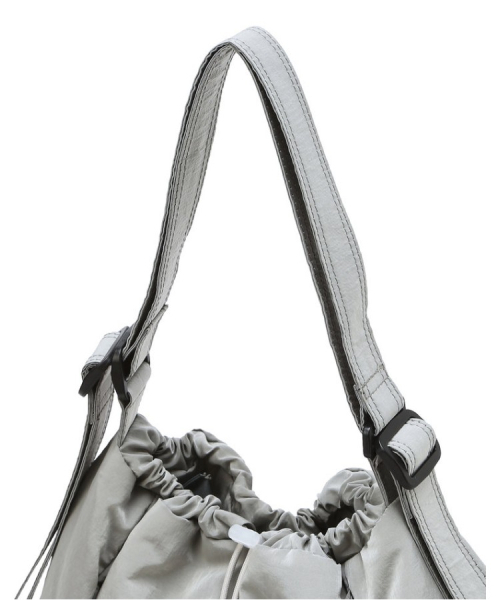 athe（アテ）の「[RUBAN] グレーリボンバックパック兼ショルダーバッグ S AABA5F911G2（バックパック/リュック・レディース・グレー・FREE）」の7枚目の写真
