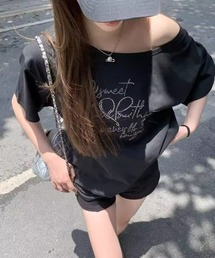 【春夏新作】ラインストーンロゴワンショルダーゆったりTシャツ