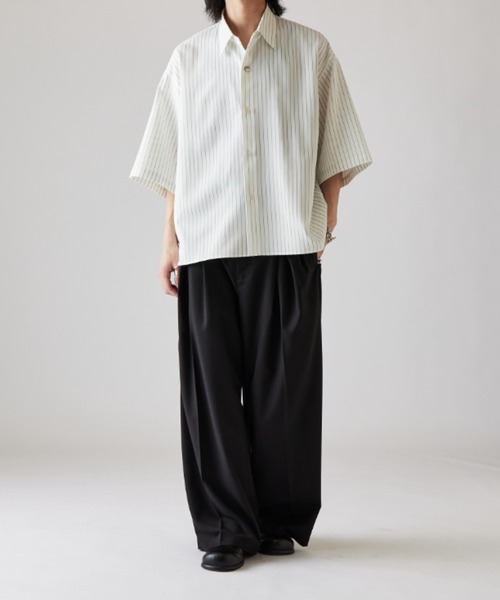 Lui's(ルイス)の「【Neucon】WIDE SLEEVE PINSTRIPE OVER SHIRT / ワイドスリーブピンストライプオーバーシャツ(シャツ/ブラウス・メンズ・ブラック/ホワイト/ネイビー・1/2)」の22枚目の写真