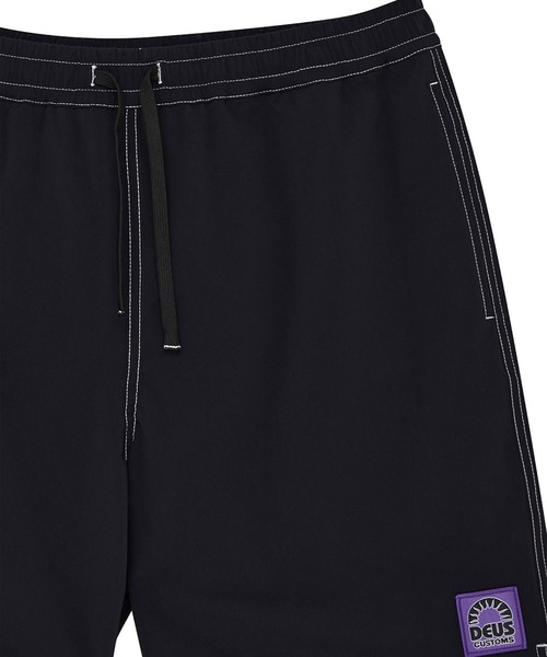 DEUS EX MACHINA(デウスエクスマキナ)の「JASPER SWIM SHORT(水着・メンズ・ダークグレー・M/L/S)」の2枚目の写真