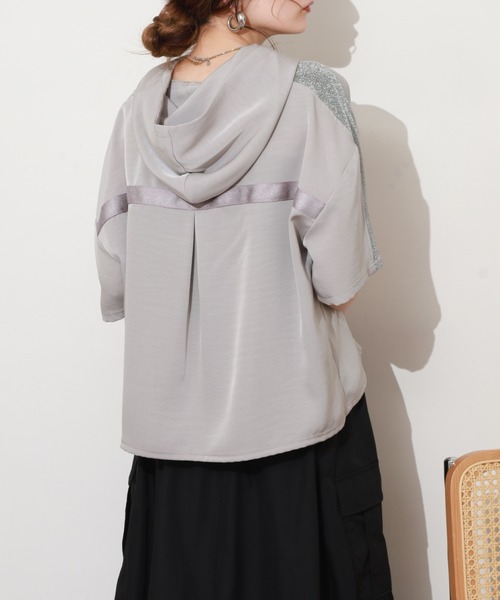 EGLANTINE(エグランティーヌ)の「EGLANTINE フーディラメプルオーバー 半袖(Tシャツ/カットソー・レディース・ネイビー/グレイッシュベージュ・38)」の6枚目の写真