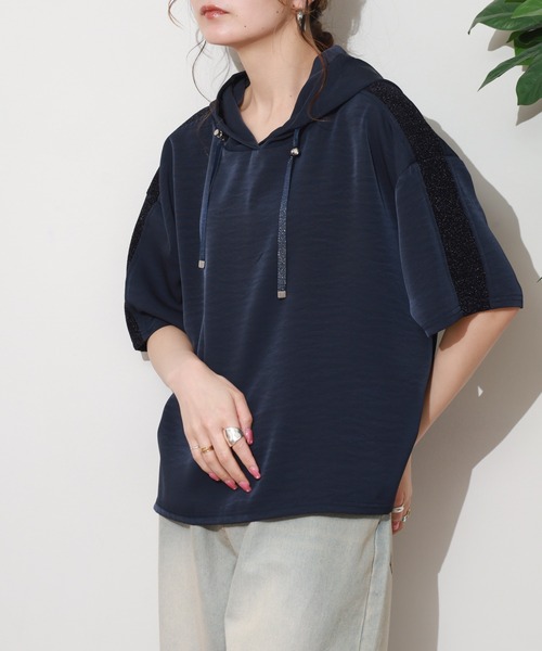 EGLANTINE(エグランティーヌ)の「EGLANTINE フーディラメプルオーバー 半袖(Tシャツ/カットソー・レディース・ネイビー/グレイッシュベージュ・38)」の10枚目の写真