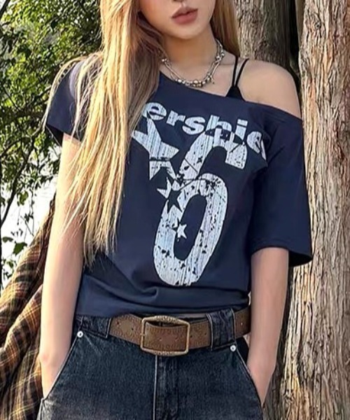 Vipoa(ヴィポア)の「AmericanロゴワンショルTシャツ(Tシャツ/カットソー・レディース・イエロー/ネイビー/グレー/ホワイト・FREE)」の13枚目の写真