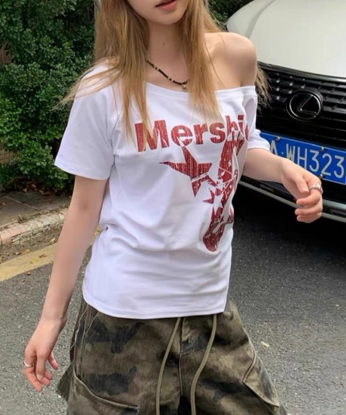 Vipoa(ヴィポア)の「AmericanロゴワンショルTシャツ(Tシャツ/カットソー・レディース・イエロー/ネイビー/グレー/ホワイト・FREE)」の7枚目の写真