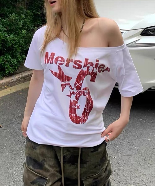 Vipoa(ヴィポア)の「AmericanロゴワンショルTシャツ(Tシャツ/カットソー・レディース・イエロー/ネイビー/グレー/ホワイト・FREE)」の10枚目の写真
