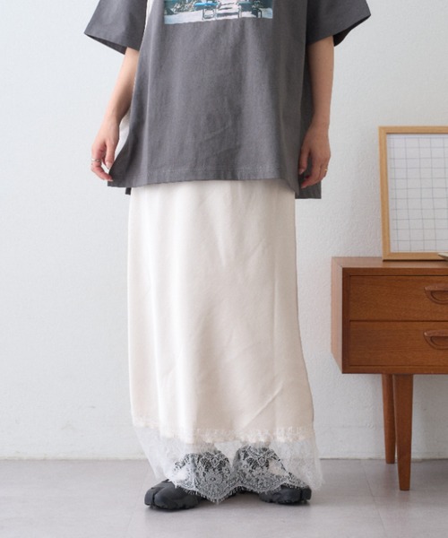 CIAOPANIC TYPY(チャオパニックティピー)の「【レイヤードとしても活躍/無地・ドット柄】裾レースサテンバイアススカート(スカート・レディース・オフホワイト/ブラック/ブラック系その他・MEDIUM/SMALL)」の17枚目の写真