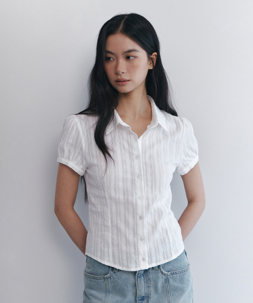CURETTY(キュリティ)の「C COTTON JACQUARD HALF BLOUSE_WHITE(シャツ/ブラウス・レディース・ホワイト・SMALL)」の4枚目の写真