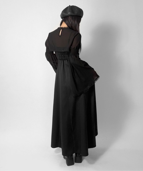 LVEU.（ラブユ.）の「【LVEU.】フレアスリーブレースアップトップス / トップス カットソー レイヤード レース シアー シースルー レースアップ リボン ZOZOTOWN限定（Tシャツ/カットソー・レディース・ブラック・FREE）」の7枚目の写真