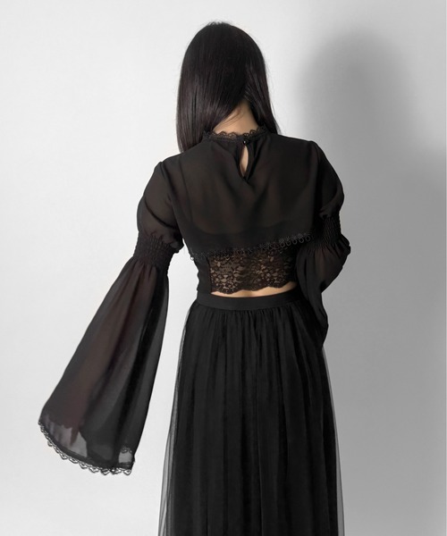 LVEU.（ラブユ.）の「【LVEU.】フレアスリーブレースアップトップス / トップス カットソー レイヤード レース シアー シースルー レースアップ リボン ZOZOTOWN限定（Tシャツ/カットソー・レディース・ブラック・FREE）」の12枚目の写真