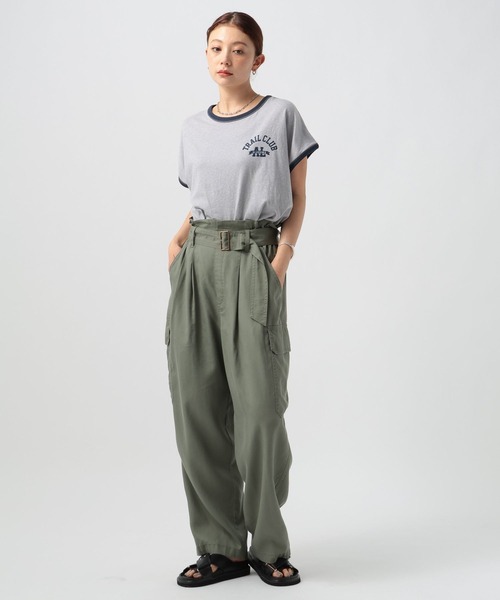 Russell Athletic（ラッセルアスレティック）の「【RUSSELL ATHLETIC (ラッセルアスレティック）】グラフィックフレンチスリーブT（Tシャツ/カットソー・レディース・グレー/イエロー/ライトブルー・FREE）」の20枚目の写真