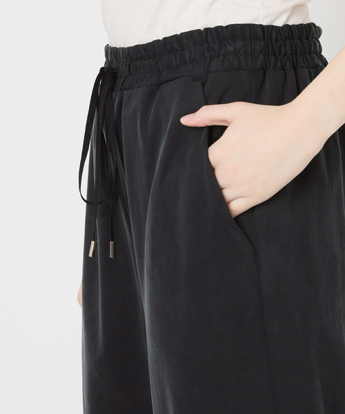 IENA LA BOUCLE（イエナラブークル）の「《追加2》IENA LA BOUCLE Cupra mix イージーパンツ（その他パンツ・レディース・ベージュ/ブラック・34/36/38/40）」の12枚目の写真