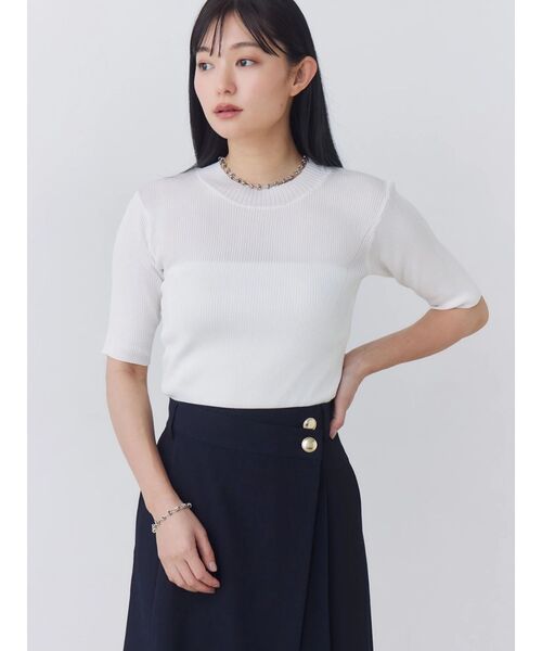 TONAL(トーナル)の「アセテートハイネックリブニット(ニット/セーター・レディース・ベビーピンク/ライトブルー/ネイビー/オフホワイト・MEDIUM)」の8枚目の写真