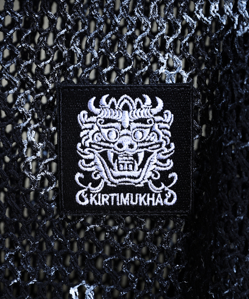 KIRTIMUKHA（キールティムカ）の「ラフペインティングパッチネットニットフードジップアップ（パーカー・メンズ・その他・FREE）」の15枚目の写真