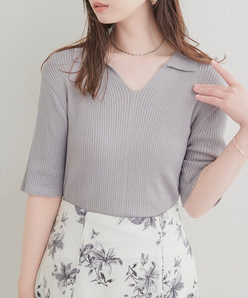 natural couture（ナチュラルクチュール）の「ラメリブ５分袖ポロニット（ニット/セーター・レディース・グレー/チャコールグレー/ブルー/ピンク/オフホワイト・FREE）」の3枚目の写真