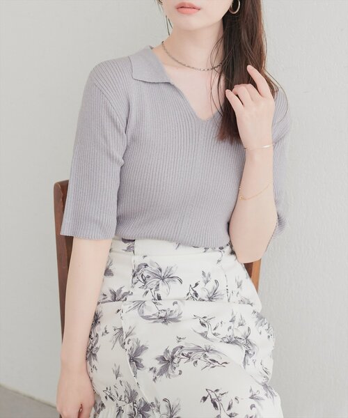 natural couture（ナチュラルクチュール）の「ラメリブ５分袖ポロニット（ニット/セーター・レディース・グレー/チャコールグレー/ブルー/ピンク/オフホワイト・FREE）」の17枚目の写真