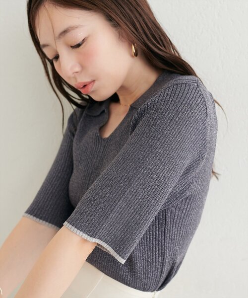 natural couture（ナチュラルクチュール）の「ラメリブ５分袖ポロニット（ニット/セーター・レディース・グレー/チャコールグレー/ブルー/ピンク/オフホワイト・FREE）」の11枚目の写真