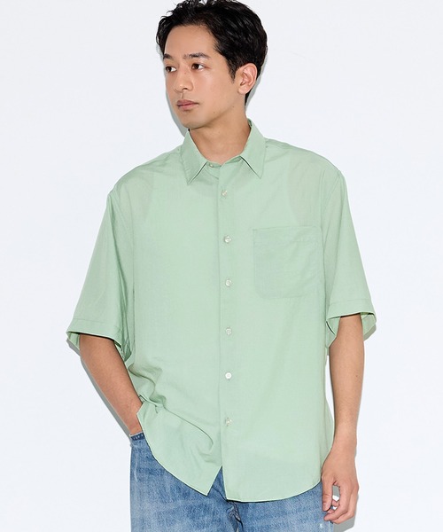 coca(coca)(コカ)の「ポリエステルブロードリラックス半袖シャツ(シャツ/ブラウス・メンズ・イエロー/ネイビー/ブラウン/ライトグリーン・L/M/XL)」の3枚目の写真