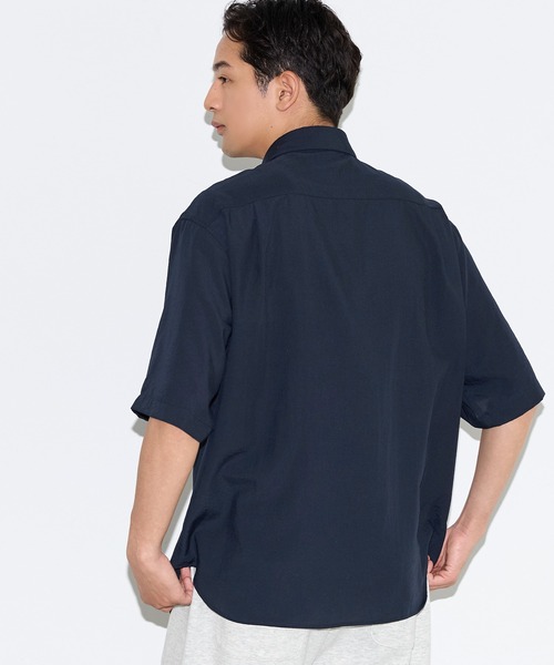 coca(coca)(コカ)の「ポリエステルブロードリラックス半袖シャツ(シャツ/ブラウス・メンズ・イエロー/ネイビー/ブラウン/ライトグリーン・L/M/XL)」の21枚目の写真