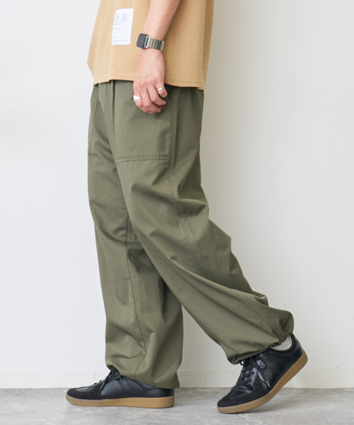 B.C STOCK(ベーセーストック)の「TCチノベイカーパンツ(その他パンツ・メンズ・カーキ/アイボリー・MEDIUM/LARGE)」の5枚目の写真