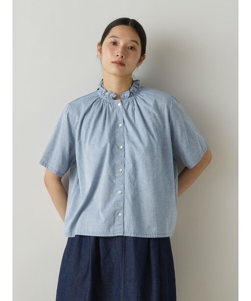 MidiUmi(ミディウミ)の「MidiUmi シャンブレーフリルシャツ(シャツ/ブラウス・レディース・ライトブルー/ブルー系その他/ブルー/ネイビー/ブラック系その他/ホワイト系その他/オフホワイト・FREE)」の7枚目の写真