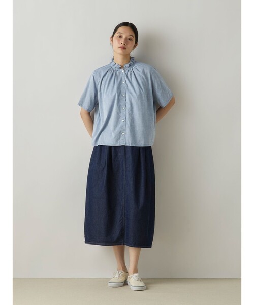 MidiUmi(ミディウミ)の「MidiUmi シャンブレーフリルシャツ(シャツ/ブラウス・レディース・ライトブルー/ブルー系その他/ブルー/ネイビー/ブラック系その他/ホワイト系その他/オフホワイト・FREE)」の21枚目の写真
