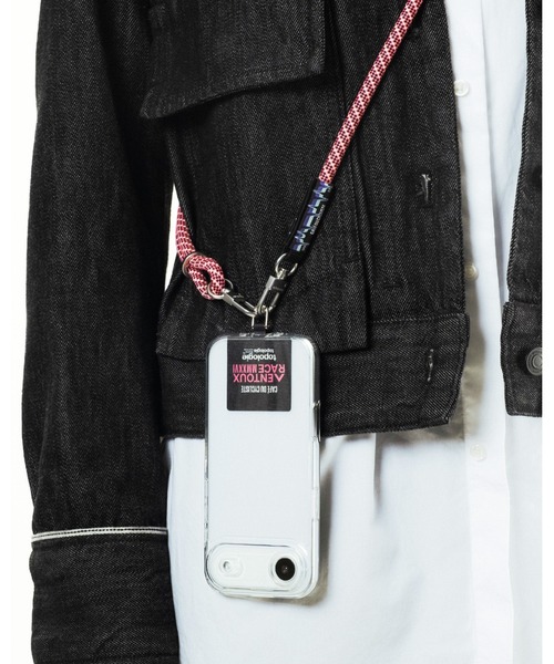 Topologie(トポロジー)の「Topologie x Cafe du Cycliste Phone Strap Adapter(スマホグッズ・レディース・ピンク/ブラック・ONE SIZE)」の4枚目の写真