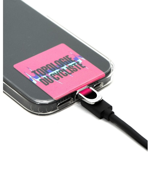 Topologie(トポロジー)の「Topologie x Cafe du Cycliste Phone Strap Adapter(スマホグッズ・レディース・ピンク/ブラック・ONE SIZE)」の6枚目の写真
