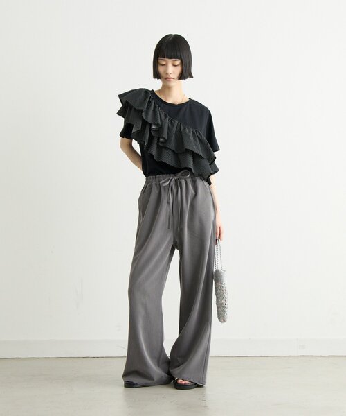 CIAOPANIC TYPY（チャオパニックティピー）の「ZOZO限定アシメフリルデザインカットソー（Tシャツ/カットソー・レディース・ホワイト/ブラック/ブラック系その他/ホワイト系その他・ONE SIZE）」の18枚目の写真