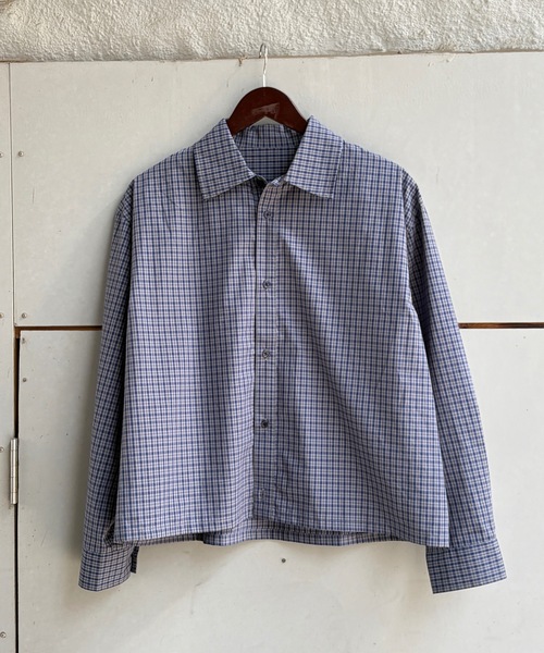 SELAN(セラン)の「【ユニセックス】ショート丈ワンポイントバック刺繍シャツ(シャツ/ブラウス・メンズ・ブラック系/ホワイト系その他/ブルー/ブルー系/ホワイト・MEDIUM/LARGE)」の6枚目の写真