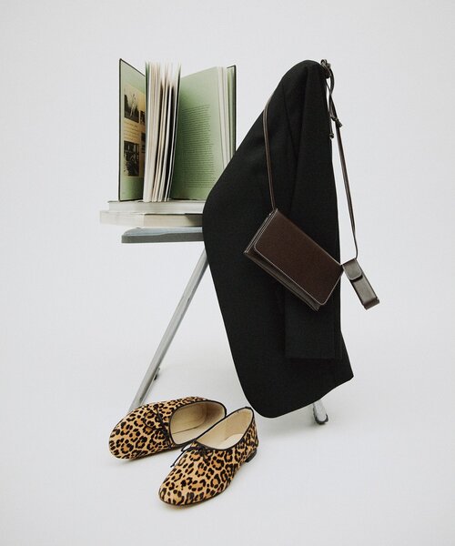 Whim Gazette（ウィムガゼット）の「【Hoaw.】LEOパイピングバレエシューズ（バレエシューズ・レディース・キャメル・38/37/36）」の2枚目の写真
