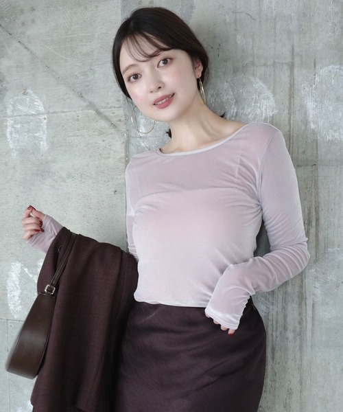anuans(アニュアンス)の「シアーカットベロアバックオープントップス(Tシャツ/カットソー・レディース・ブラック/ブルー系その他/ブラウン/ピンク・FREE)」の4枚目の写真