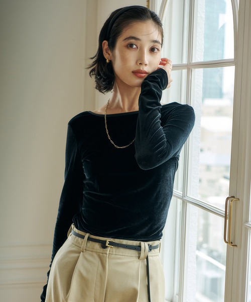 anuans(アニュアンス)の「シアーカットベロアバックオープントップス(Tシャツ/カットソー・レディース・ブラック/ブルー系その他/ブラウン/ピンク・FREE)」の5枚目の写真
