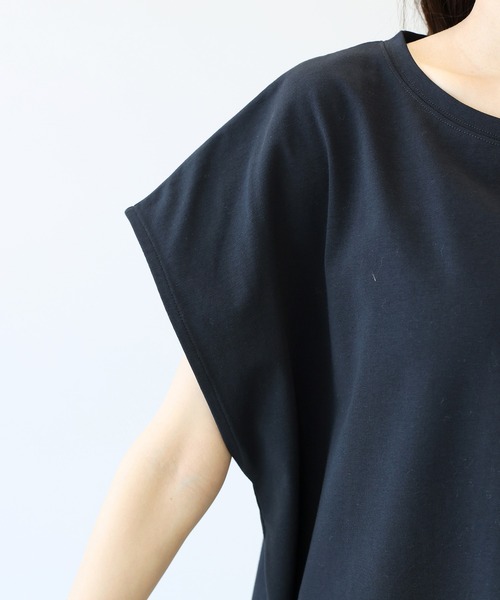 Aletta vita(アレッタビータ)の「汗染み防止加工裾レースプルオーバー(Tシャツ/カットソー・レディース・ブラック/チャコール/ライトグレー・M)」の14枚目の写真