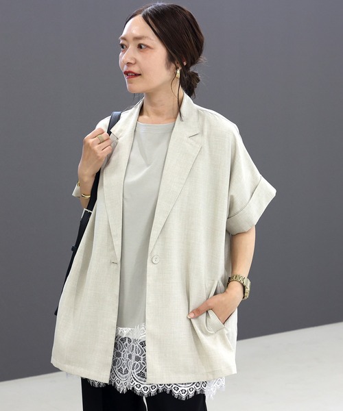 Aletta vita(アレッタビータ)の「汗染み防止加工裾レースプルオーバー(Tシャツ/カットソー・レディース・ブラック/チャコール/ライトグレー・M)」の10枚目の写真