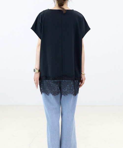 Aletta vita(アレッタビータ)の「汗染み防止加工裾レースプルオーバー(Tシャツ/カットソー・レディース・ブラック/チャコール/ライトグレー・M)」の19枚目の写真