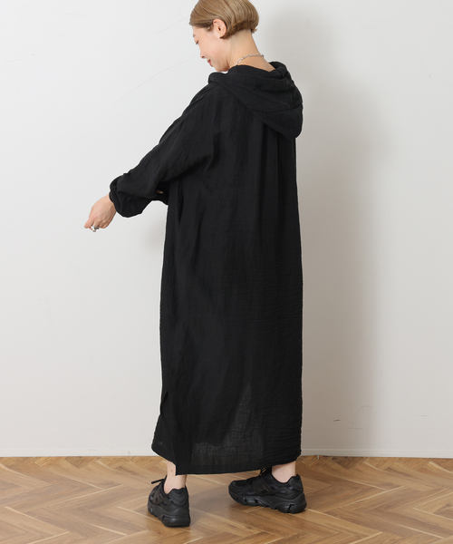 JOURNAL STANDARD LUXE(ジャーナルスタンダード ラックス)の「MATEY's フードワンピース(ワンピース・レディース・ブラック・FREE)」の18枚目の写真