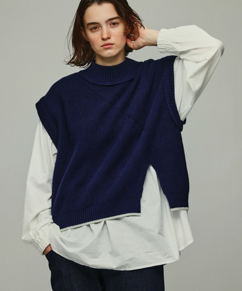 Kelen(ケレン)の「「KELEN / ケレン」バイカラースリットニットベスト(ニット/セーター・レディース・ブラウン/ネイビー/チャコールグレー・FREE)」の5枚目の写真