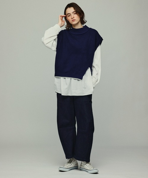 Kelen(ケレン)の「「KELEN / ケレン」バイカラースリットニットベスト(ニット/セーター・レディース・ブラウン/ネイビー/チャコールグレー・FREE)」の6枚目の写真