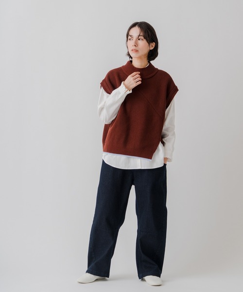 Kelen(ケレン)の「「KELEN / ケレン」バイカラースリットニットベスト(ニット/セーター・レディース・ブラウン/ネイビー/チャコールグレー・FREE)」の9枚目の写真