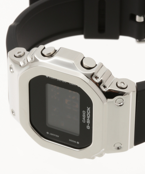 CASIO(カシオ)の「CASIO G-SHOCK GM-S5600U-1JF(アナログ腕時計・レディース・シルバー・FREE)」の7枚目の写真