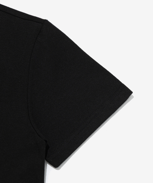 CARGOBROS FOR WOMAN(カーゴブロスフォーウィメン)の「ミニマルヴィンテージフラッグカーゴウーマン半袖Tシャツ(ブラック)(Tシャツ/カットソー・レディース・その他・SMALL/MEDIUM)」の5枚目の写真