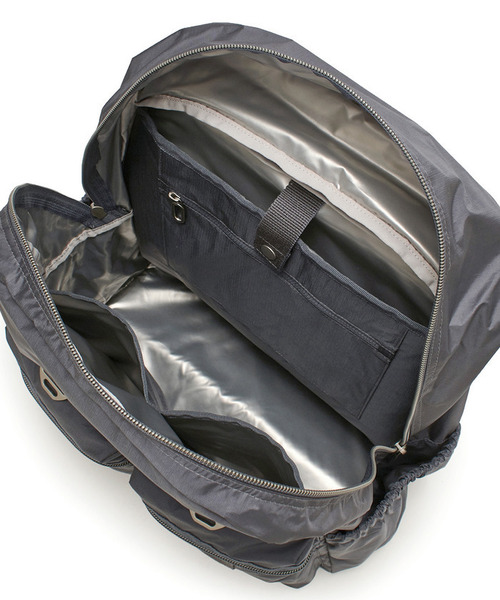 LeSportsac(レスポートサック)の「【Essential Collection×Naoko Okusa】MODERN FLAP BACKPACK3 シャドウグレーC(バックパック/リュック・レディース・グレー・FREE)」の9枚目の写真