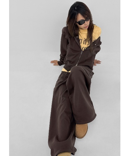 BLACKUP（ブラックアップ）の「[MADE] スパネルリベットバルーントレーニングパンツ（スウェットパンツ・レディース・ダークブラウン/チャコール・FREE）」の21枚目の写真