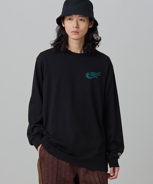 LACOSTE(ラコステ)の「ネーム&ワニロゴグラフィック長袖Tシャツ(Tシャツ/カットソー・メンズ・ブラック/ダークグリーン/オフホワイト・2/5/4/3)」の2枚目の写真