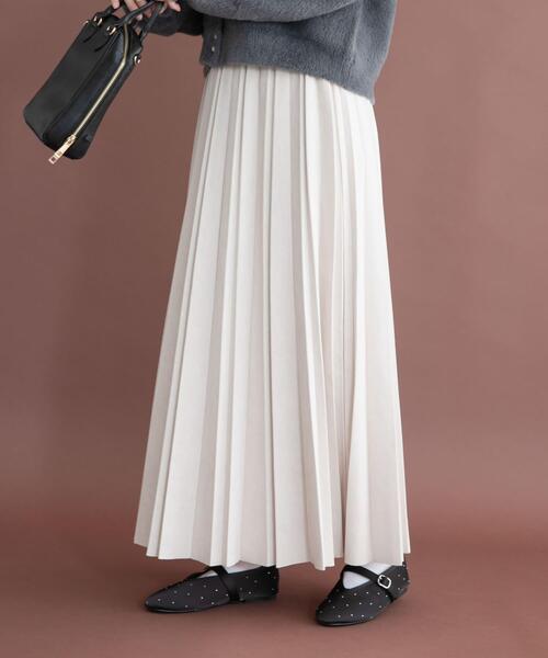 ITEMS URBANRESEARCH(アイテムズ アーバンリサーチ)の「フェイクスエードプリーツスカート(スカート・レディース・ブラック/ライトベージュ/モカ・FREE)」の9枚目の写真